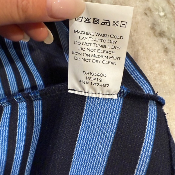 Women’s DRAPER JAMES black/blue stripe flutter sleeve dress. Size small - Picture 11 of 12